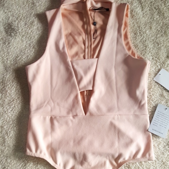 NWT| Nude V plunge Bodysuit - Picture 2 of 6